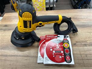 DEWALT DWE6401DS 120V VARIABLE SPEED DISC SANDER COMES IN BOX